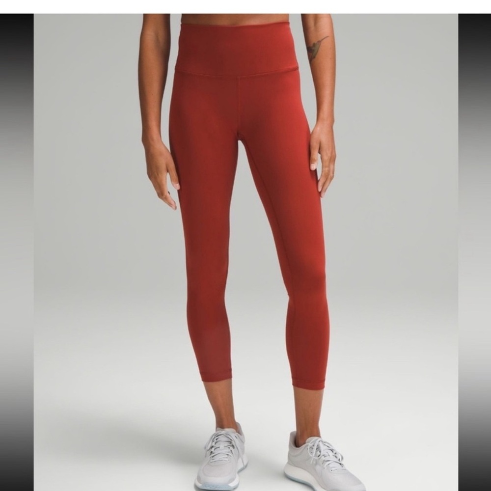 NWT Lululemon 25” Wunder Under High-Rise 25" *Full-On Luxtreme Warm Coral Sz 12